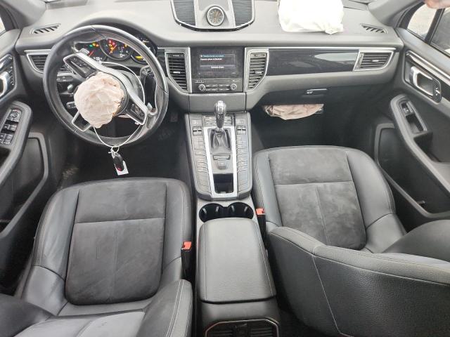 WP1AA2A50JLB17521