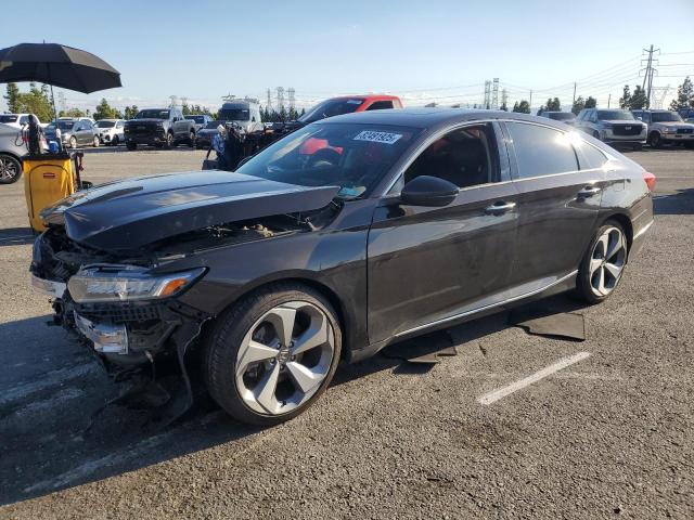 2018 HONDA ACCORD TOU — VIN 1HGCV1F90JA069939