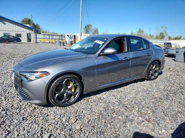 2018 ALFA ROMEO GIULIA TI — VIN ZARFAEEN5J7577730