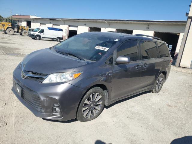 2018 TOYOTA SIENNA XLE — VIN 5TDDZ3DC2JS195045