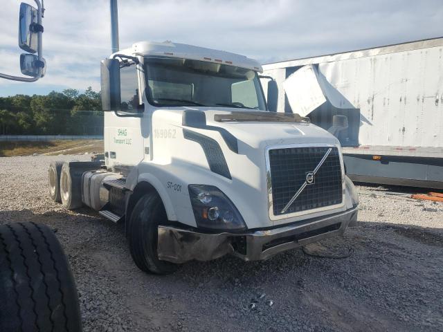 2016 VOLVO VNL — VIN 4V4NC9EG7GN930843