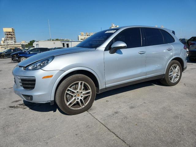 2017 PORSCHE CAYENNE — VIN WP1AA2A27HKA82644