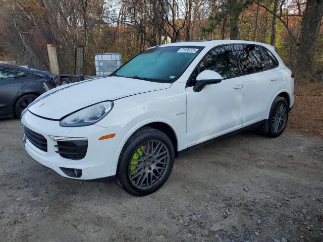 2017 PORSCHE CAYENNE SE — VIN WP1AE2A29HLA72504