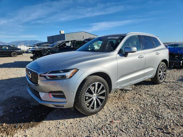 2018 VOLVO XC60 T5 IN — VIN YV4102RL5J1066744