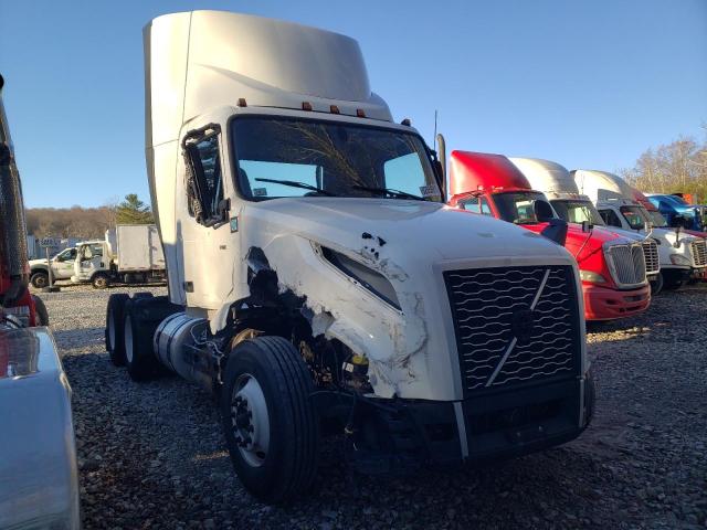 2023 VOLVO VNL — VIN 4V4NC9EH7PN329442
