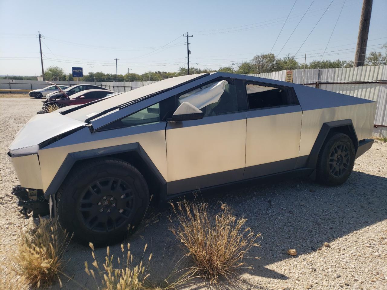 2024 TESLA CYBERTRUCK — VIN 7G2CEHED7RA011806