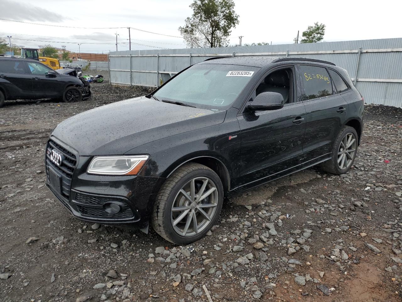 2016 AUDI SQ5 — VIN WA1CCAFP1GA082611