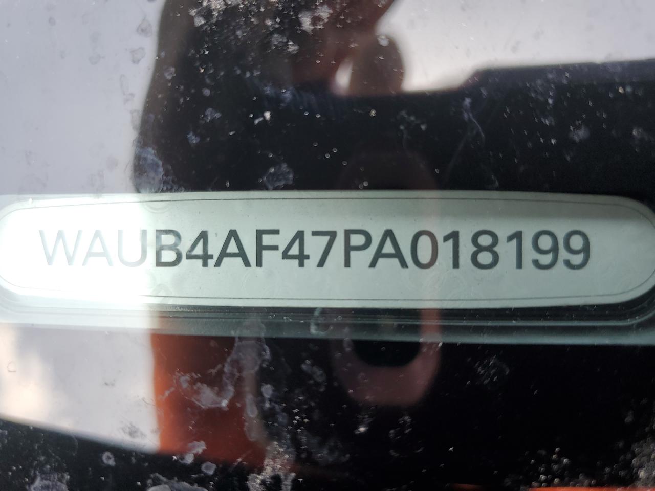 WAUB4AF47PA018199